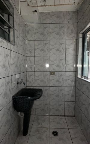 Casa para alugar com 70m², 2 quartos e sem vaga Casa para alugar com 70m², 2 quartos e sem vagaÁrea de Serviço