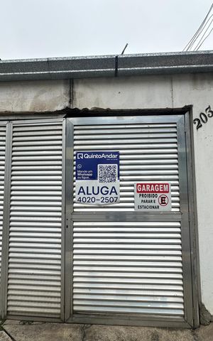 Casa para alugar com 70m², 2 quartos e sem vaga Casa para alugar com 70m², 2 quartos e sem vagaFachada