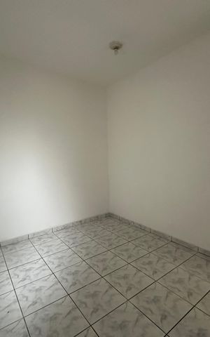 Casa para alugar com 70m², 2 quartos e sem vaga Casa para alugar com 70m², 2 quartos e sem vagaQuarto 1
