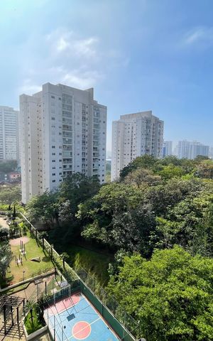 Apartamento para alugar com 84m², 2 quartos e 1 vagaVaranda