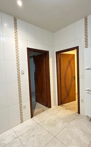 Casa para alugar com 150m², 4 quartos e 2 vagasCozinha