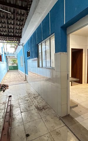 Casa para alugar com 150m², 4 quartos e 2 vagasÁrea de Serviço