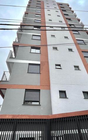 Apartamento à venda com 42m², 2 quartos e sem vaga Apartamento à venda com 42m², 2 quartos e sem vagaFachada