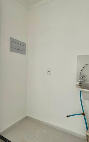 Apartamento à venda com 42m², 2 quartos e sem vaga Apartamento à venda com 42m², 2 quartos e sem vagaÁrea de Serviço