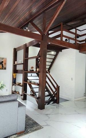 Casa de condomínio à venda com 340m², 4 quartos e 1 vagaSala