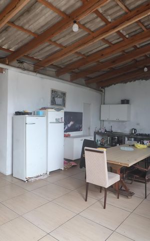 Casa à venda com 105m², 2 quartos e 2 vagasGaragem