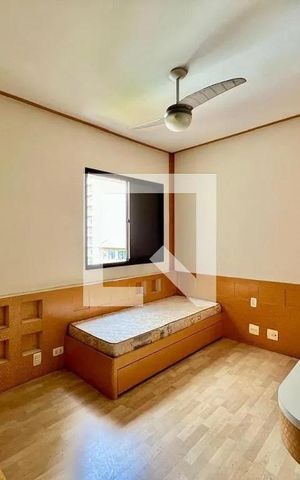 Apartamento à venda com 186m², 4 quartos e 3 vagas Apartamento à venda com 186m², 4 quartos e 3 vagasQuarto 3