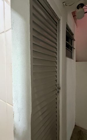 Casa para alugar com 80m², 3 quartos e 1 vagaBanheiro Social externo