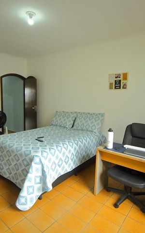 Casa à venda com 150m², 2 quartos e 2 vagasQuarto 2 