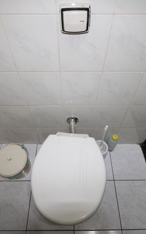 Casa à venda com 150m², 3 quartos e 2 vagasBanheiro da Suíte