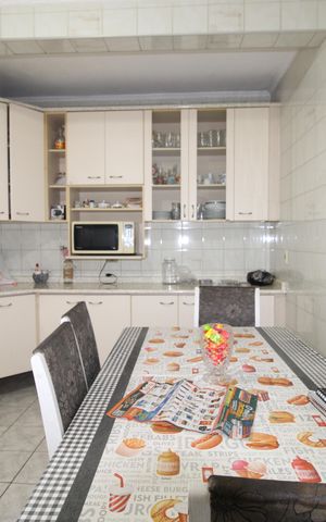Casa à venda com 150m², 3 quartos e 2 vagasCozinha