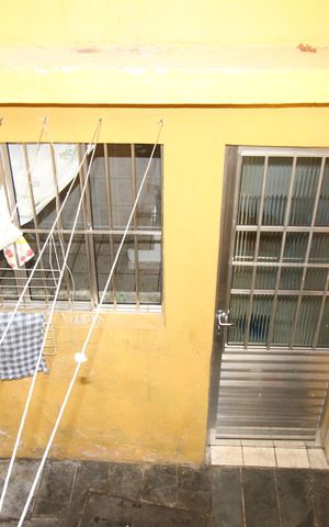 Casa à venda com 150m², 3 quartos e 2 vagasCasa 4