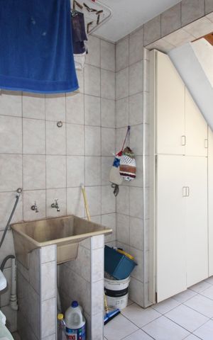 Casa à venda com 150m², 3 quartos e 2 vagasÁrea de Serviço 1