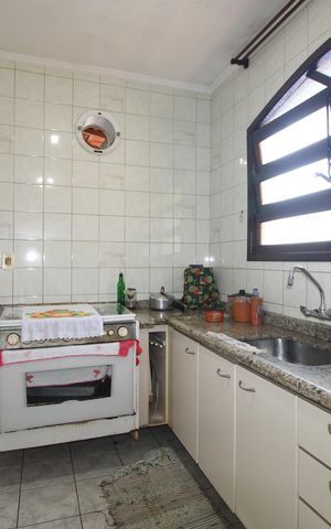Casa à venda com 150m², 3 quartos e 2 vagasCozinha