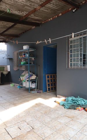 Casa para alugar com 240m², 3 quartos e 4 vagasÁrea de Serviço
