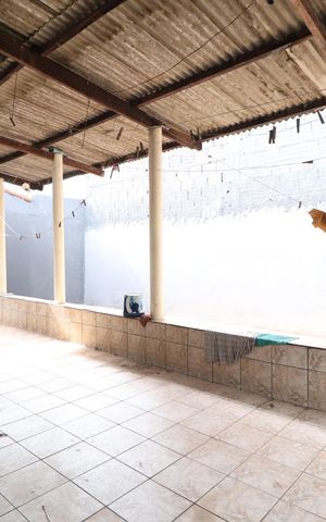 Casa para alugar com 240m², 3 quartos e 4 vagasÁrea de Serviço