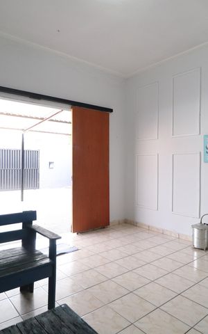 Casa para alugar com 240m², 3 quartos e 4 vagasSala