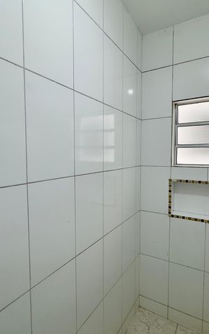 Studio para alugar com 40m², 1 quarto e 1 vaga Studio para alugar com 40m², 1 quarto e 1 vagaBanheiro
