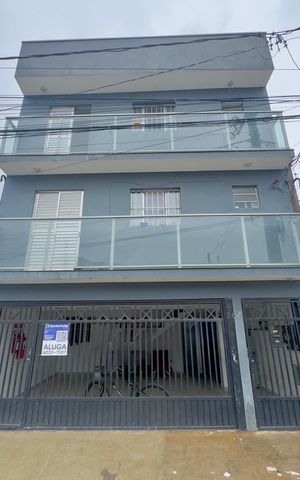 Studio para alugar com 40m², 1 quarto e 1 vaga Studio para alugar com 40m², 1 quarto e 1 vagaPlaca instalada na fachada do imóvel