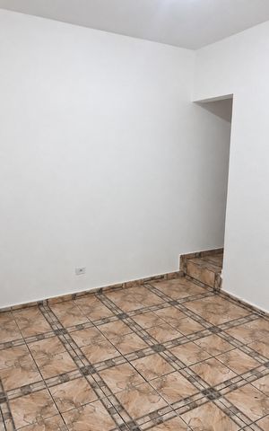 Casa para alugar com 40m², 1 quarto e sem vaga Casa para alugar com 40m², 1 quarto e sem vagaSala