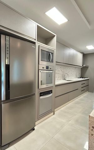 Apartamento para alugar com 129m², 3 quartos e 2 vagasCozinha