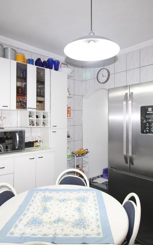 Casa à venda com 273m², 3 quartos e 2 vagasCozinha