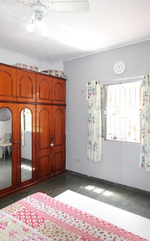 Casa à venda com 273m², 3 quartos e 2 vagasQuarto 3