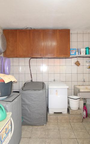 Casa à venda com 273m², 3 quartos e 2 vagasÁrea de Serviço