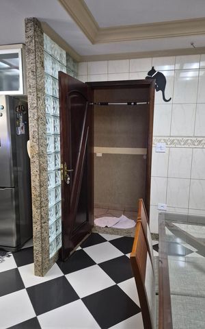 Casa à venda com 242m², 3 quartos e 2 vagas Casa à venda com 242m², 3 quartos e 2 vagasCozinha