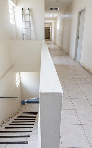 Apartamento para alugar com 77m², 3 quartos e 1 vaga Apartamento para alugar com 77m², 3 quartos e 1 vagaescada/corredor