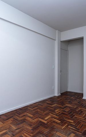 Apartamento para alugar com 77m², 3 quartos e 1 vaga Apartamento para alugar com 77m², 3 quartos e 1 vagaSala