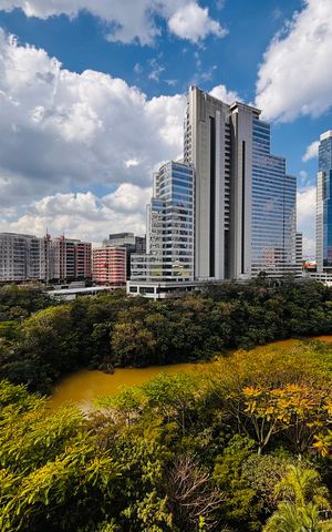 Apartamento à venda com 260m², 4 quartos e 2 vagas Apartamento à venda com 260m², 4 quartos e 2 vagasVista varanda suite 1