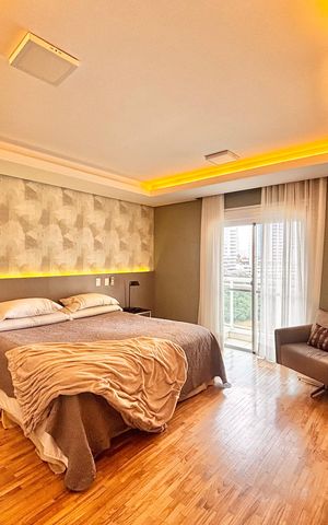 Apartamento à venda com 260m², 4 quartos e 2 vagas Apartamento à venda com 260m², 4 quartos e 2 vagasSuíte 2