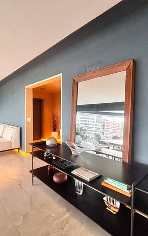 Apartamento à venda com 260m², 4 quartos e 2 vagas Apartamento à venda com 260m², 4 quartos e 2 vagasSala