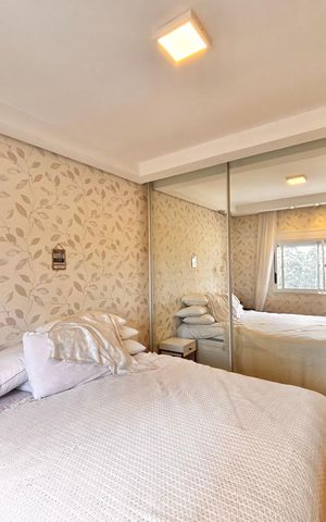Apartamento à venda com 260m², 4 quartos e 2 vagas Apartamento à venda com 260m², 4 quartos e 2 vagasSuíte 3