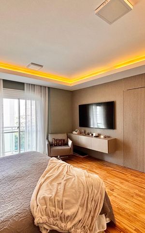 Apartamento à venda com 260m², 4 quartos e 2 vagas Apartamento à venda com 260m², 4 quartos e 2 vagasSuíte 2