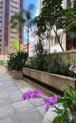 Apartamento à venda com 150m², 4 quartos e 2 vagas