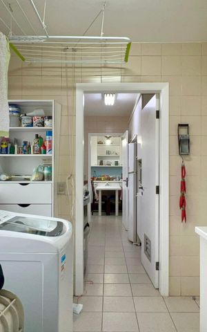 Apartamento à venda com 173m², 3 quartos e 3 vagasÁrea de Serviço