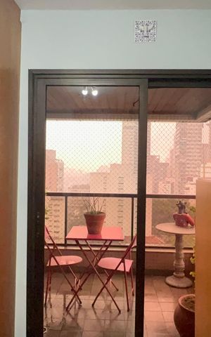 Apartamento à venda com 173m², 3 quartos e 3 vagasEscritório