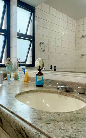 Apartamento à venda com 173m², 3 quartos e 3 vagasBanheiro da Suíte 3