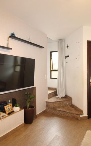 Casa de condomínio à venda com 72m², 3 quartos e 2 vagasSala