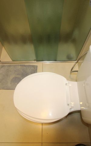 Casa de condomínio à venda com 72m², 3 quartos e 2 vagasBanheiro