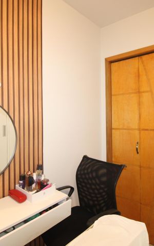 Casa de condomínio à venda com 72m², 3 quartos e 2 vagasCloset