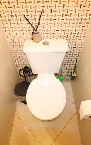Casa de condomínio à venda com 72m², 3 quartos e 2 vagasLavabo