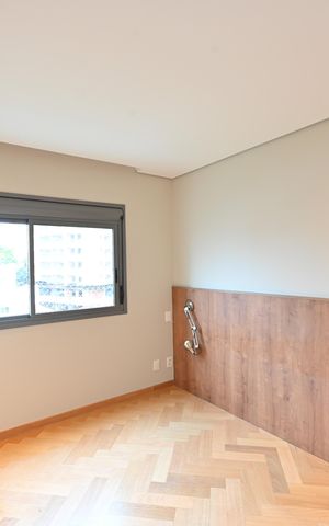 Apartamento à venda com 130m², 3 quartos e 2 vagasSuíte 1