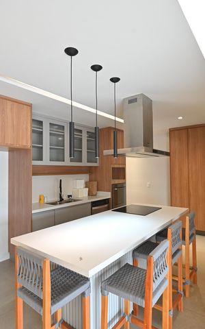 Apartamento à venda com 130m², 3 quartos e 2 vagasCozinha