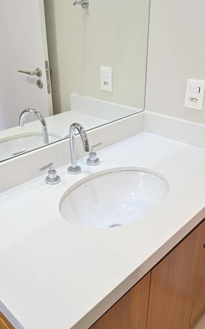 Apartamento à venda com 130m², 3 quartos e 2 vagasBanheiro da Suíte 2