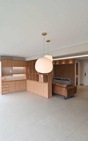 Apartamento à venda com 130m², 3 quartos e 2 vagasVaranda