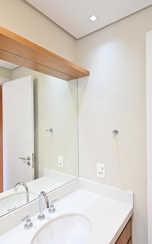 Apartamento à venda com 130m², 3 quartos e 2 vagasBanheiro da Suíte 2