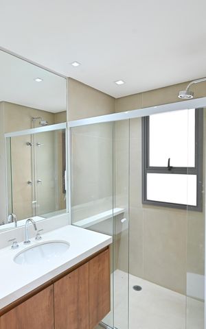 Apartamento à venda com 130m², 3 quartos e 2 vagasBanheiro da Suíte 1